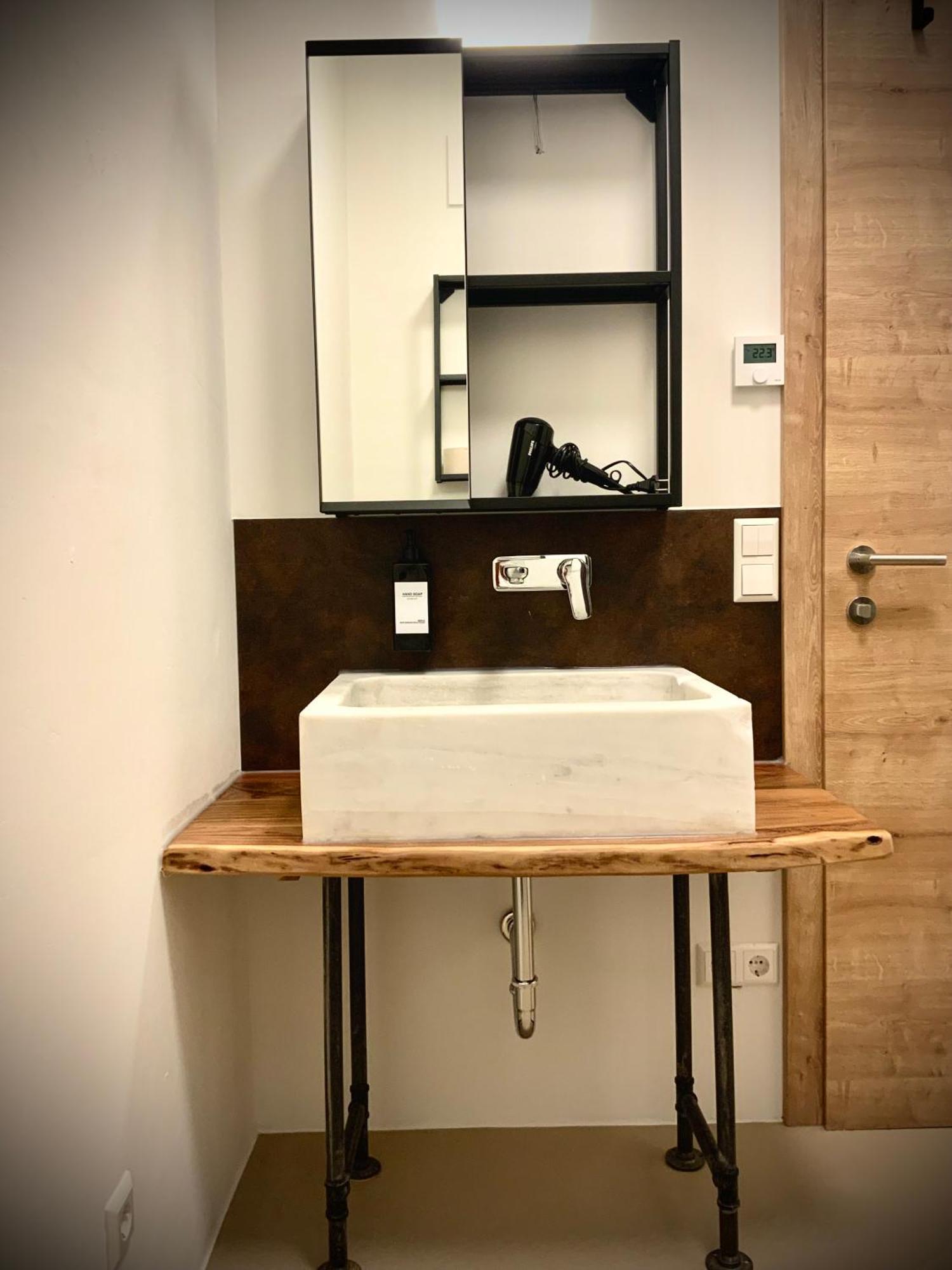 フィラハWaterfront - Urbane Eleganz Am Bachuferアパートメント 部屋 写真